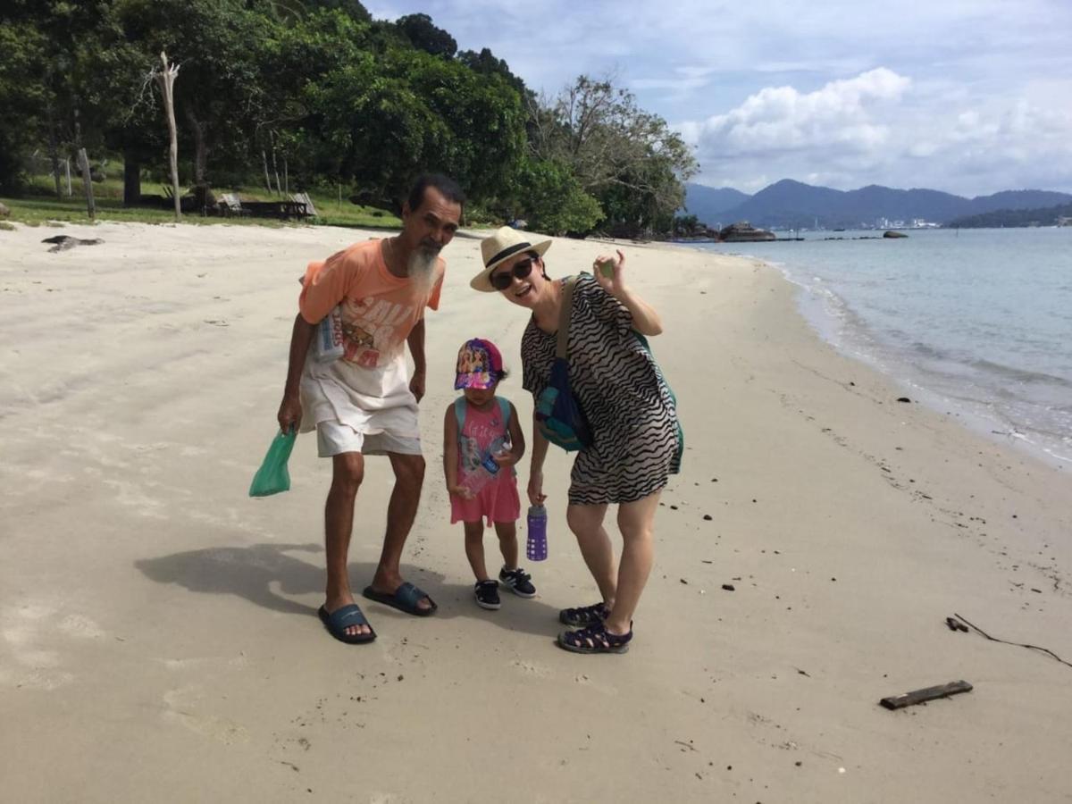 Wild Pasir Panjang Hotel Pulau Tuba Exterior photo