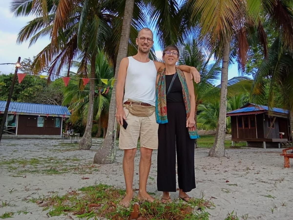 Wild Pasir Panjang Hotel Pulau Tuba Exterior photo