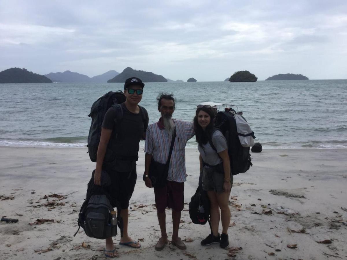 Wild Pasir Panjang Hotel Pulau Tuba Exterior photo