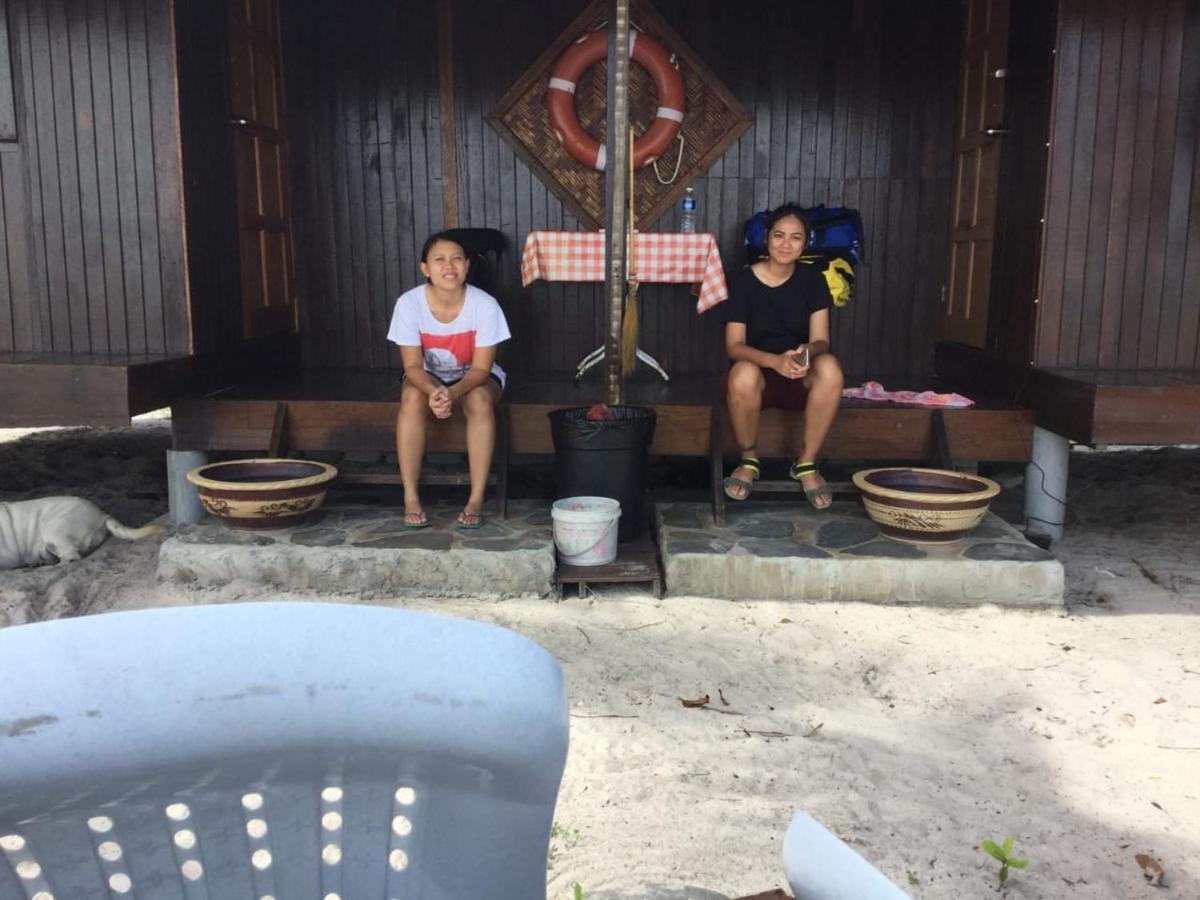 Wild Pasir Panjang Hotel Pulau Tuba Exterior photo