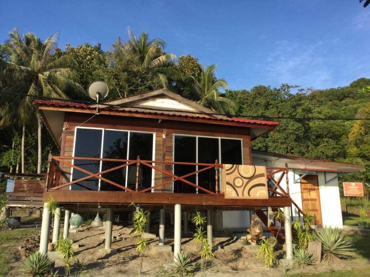 Wild Pasir Panjang Hotel Pulau Tuba Exterior photo